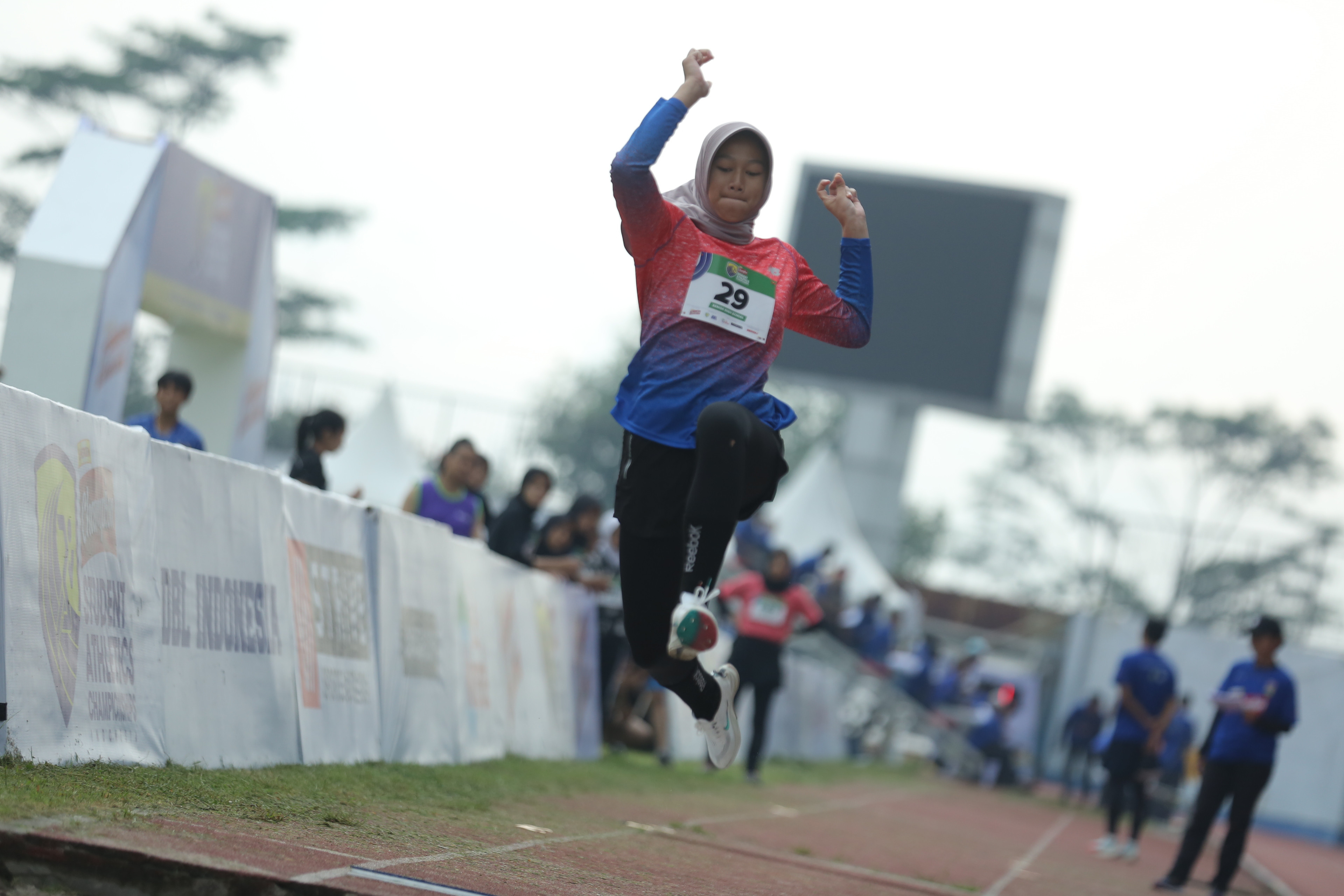 SMAN 7 Cirebon Taklukan Lompat Jauh Putri Di West Java Qualifiers SAC